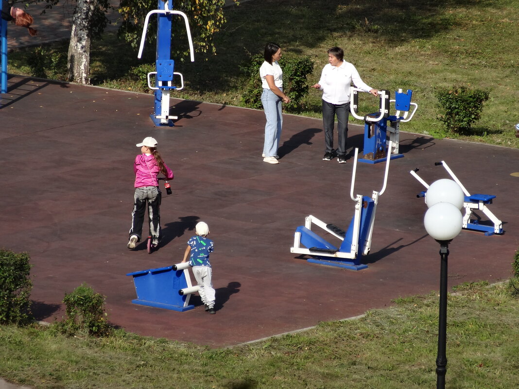 СПОРТИВНАЯ ПЛОЩАДКА - СЕРГЕЙ ФИЛОЧКИН