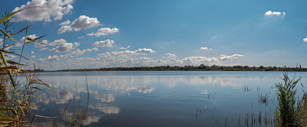 В озеро небо упало... - Юрий Яловенко