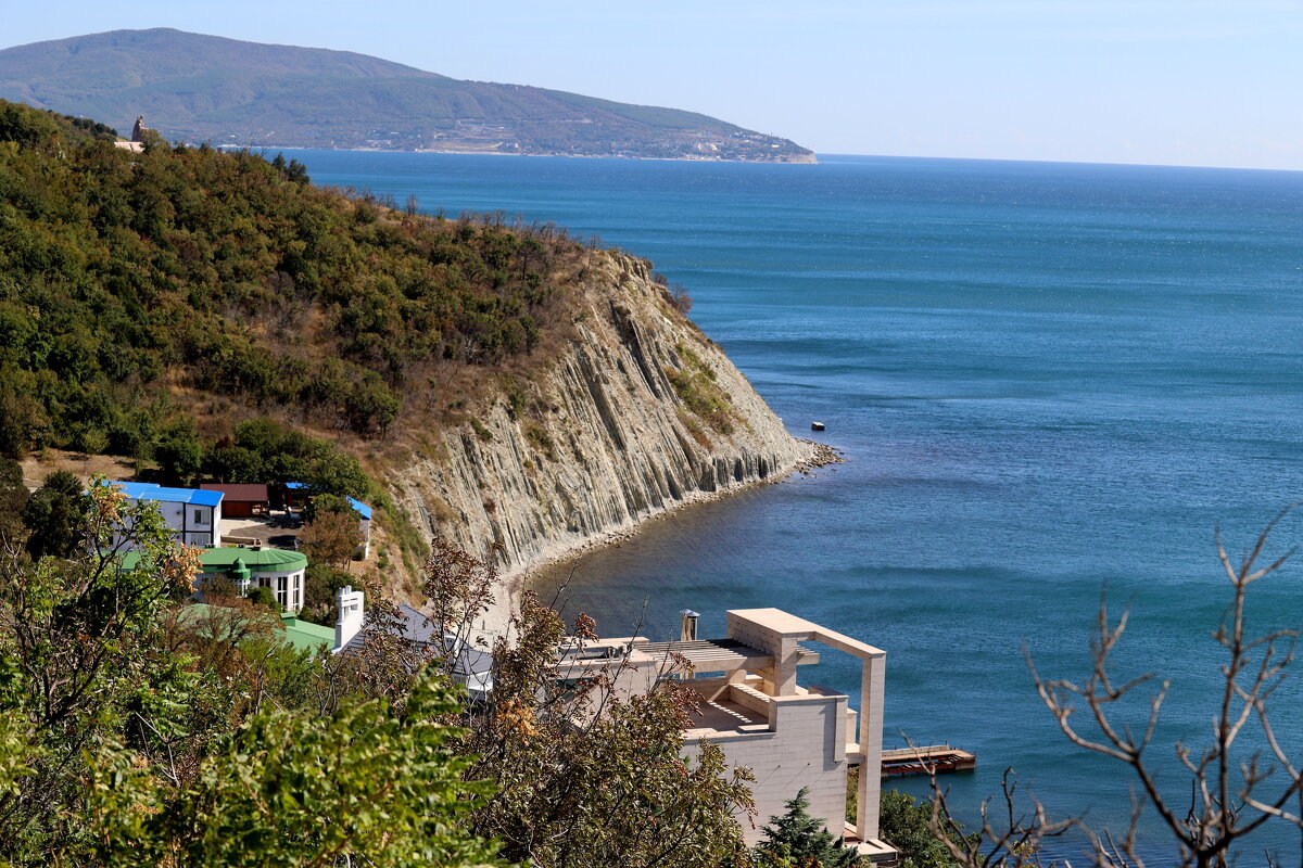 И Геленджик виден из Новороссийска - Александр Кондаков И Геленджик виден из Новороссийска - Александр Кондаков