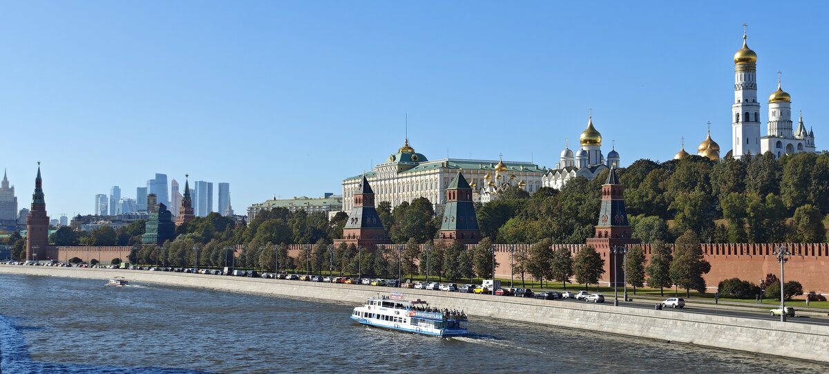 Московский Кремль - <<< Наташа >>>