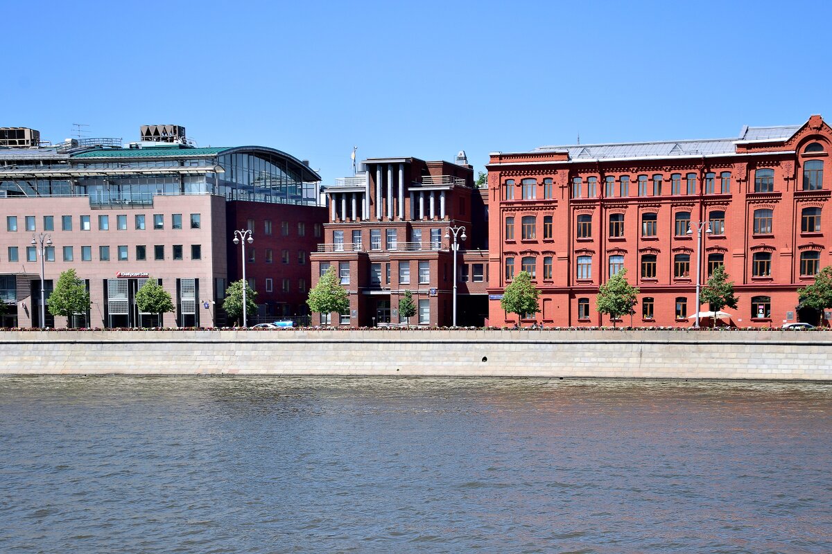 "А я иду, шагаю по Москве..." - Владимир Мигонькин