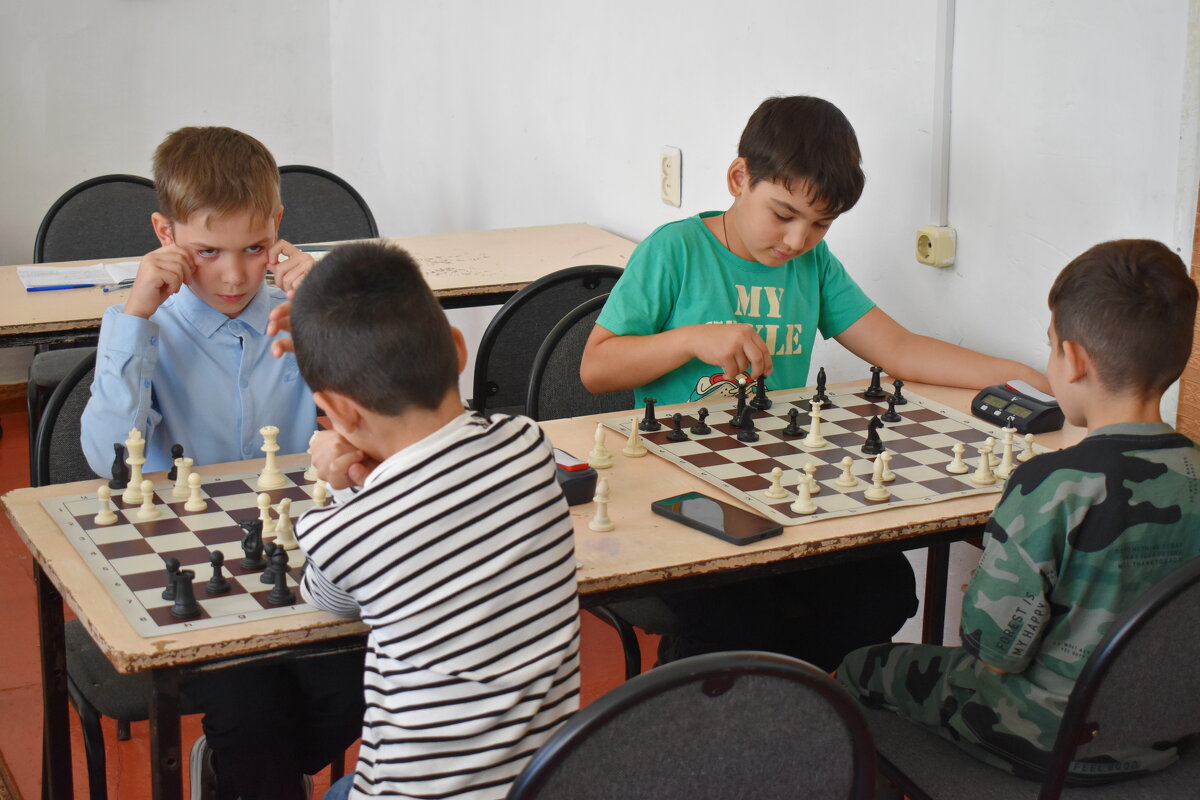 Перво-наперво напугать соперника...) - Константин Штарк