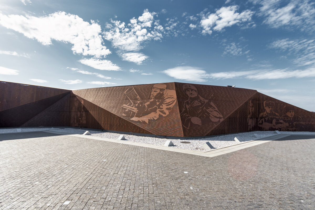 Мемориальный комплекс (Ржев) - Андрей Неуймин