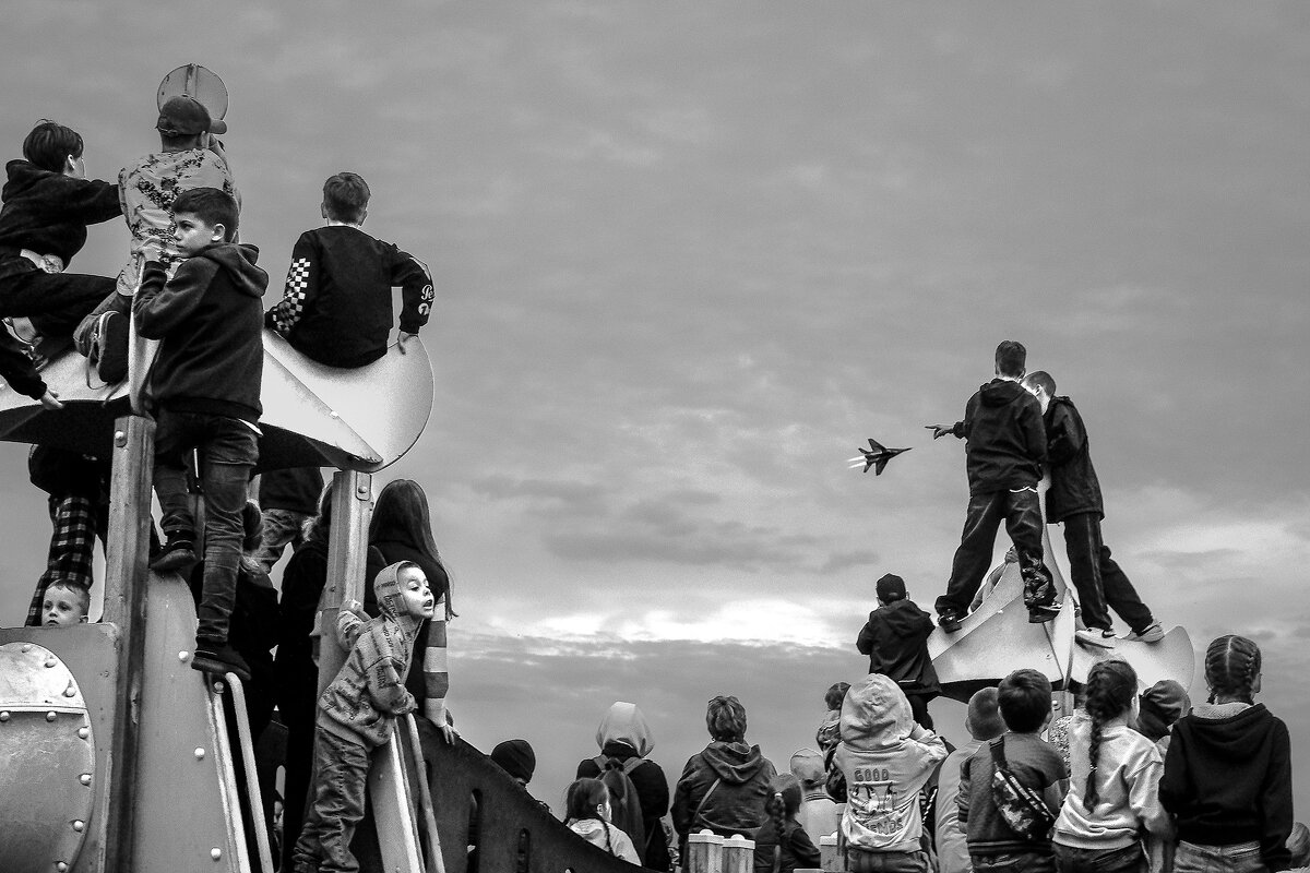 Авиашоу... - Влад Никишин