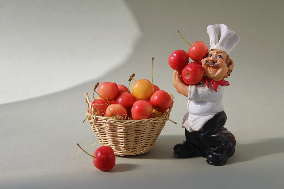 - Кому яблочки ! - Нина Сироткина 