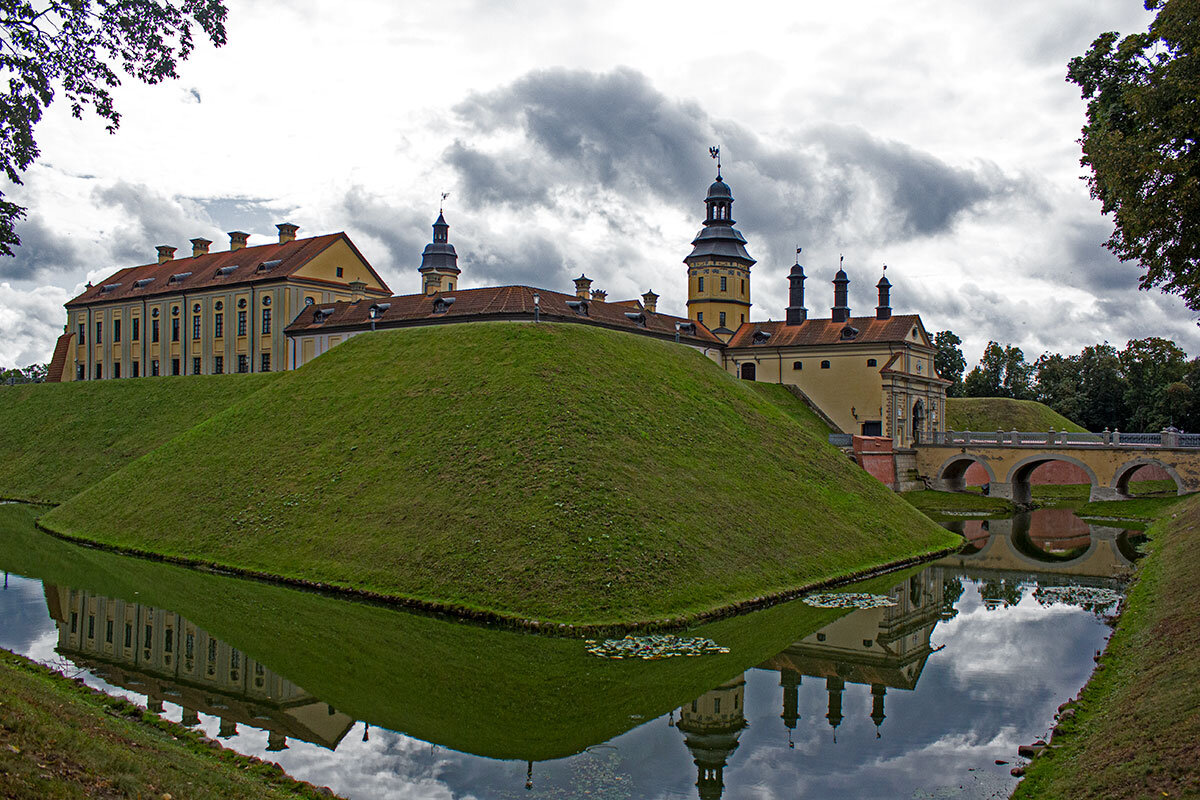 Несвижский замок - Александр Трухин