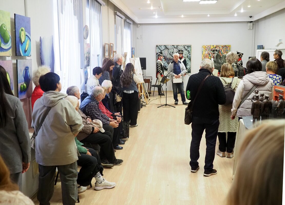 25 сентября в ГВЗ Брянска открылась выставка ТСХР (Творческого союза художников России) - Евгений 