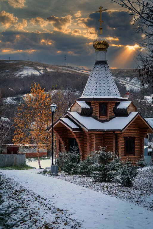 *** - Анатолий Уткин