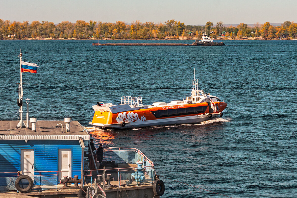 Как провожают теплоходы - Виктор Замулин