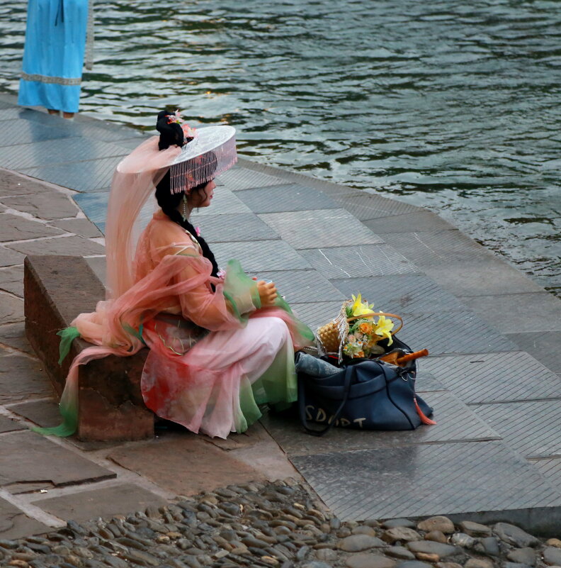 скучающая ... - Andrey Bragin скучающая ... - Andrey Bragin