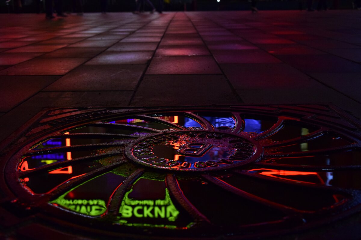 Ярко-красочный люк - Мария Яковлева