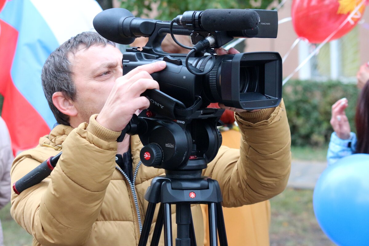 *** - Андрей Л. В.