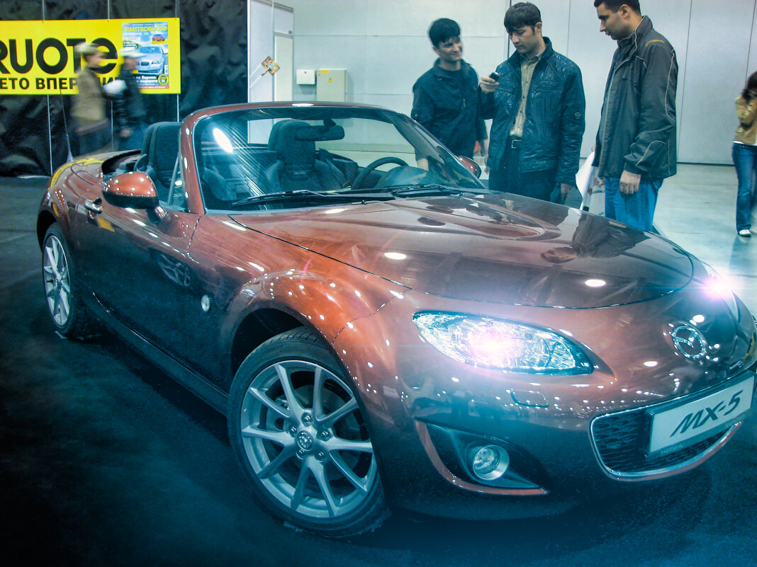 Mazda MX-5: воплощение мечты на выставке Автотюнинг-2010 - Джованни Луче