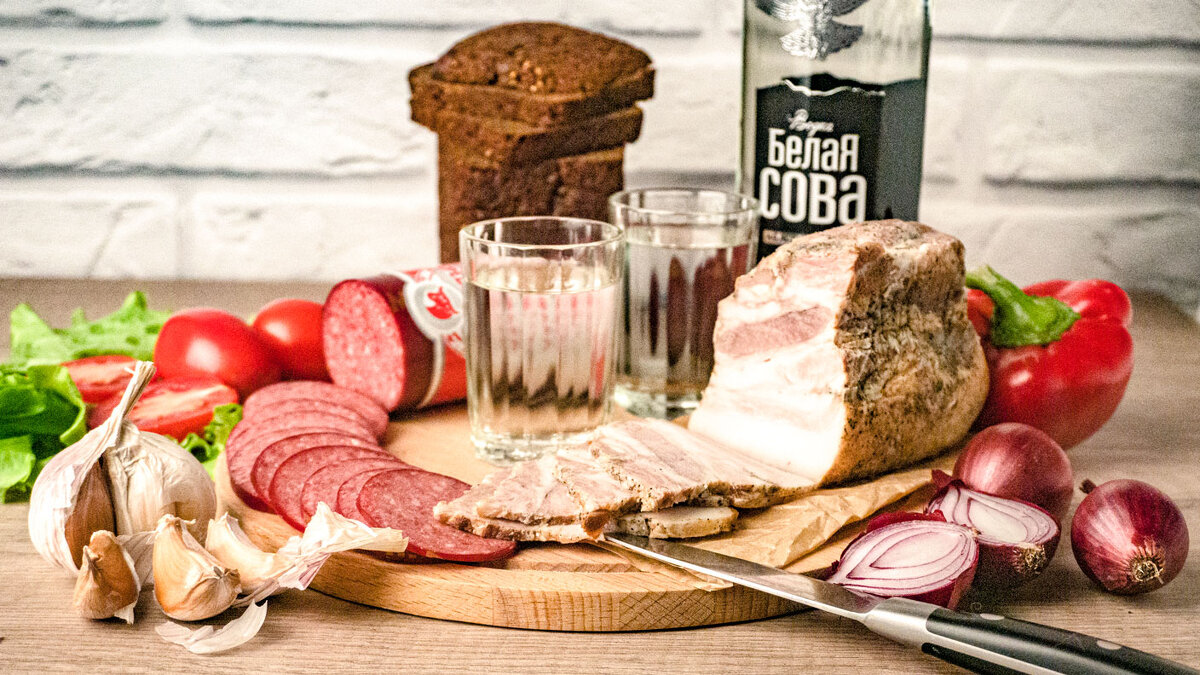 По 100 грамм и с хлебушком - Юрий Григорьевич Лозовой