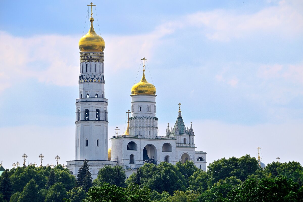 "А я иду, шагаю по Москве..." - Владимир Мигонькин
