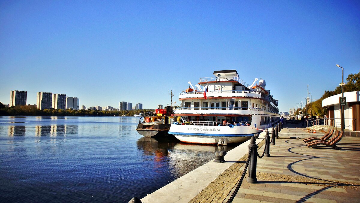 ПРИЧАЛ - АЛЕКСАНДР 