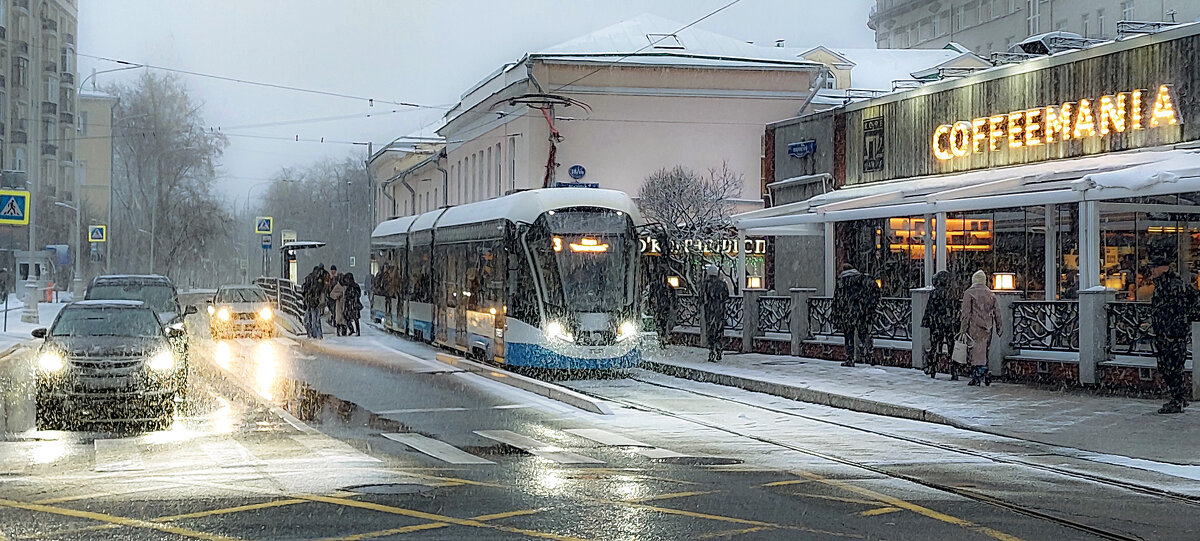 Покровский бульвар - Денис Масленников