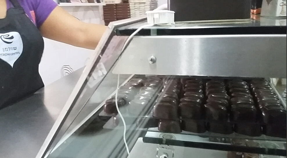 113 (197) - CLOSE WAYS ALL