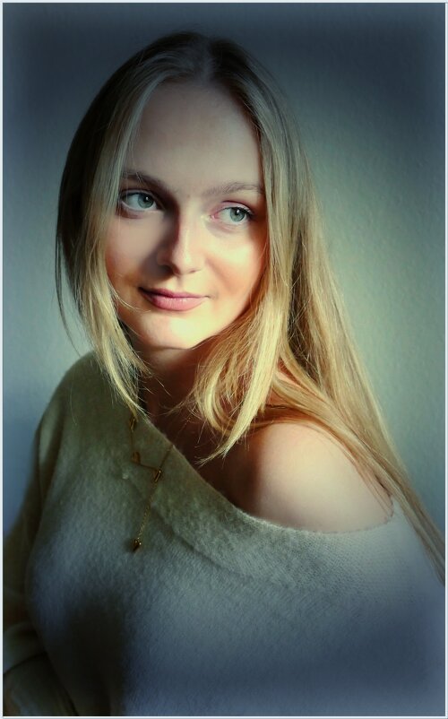 СЧАСТЛИВАЯ... - Elvira E. 