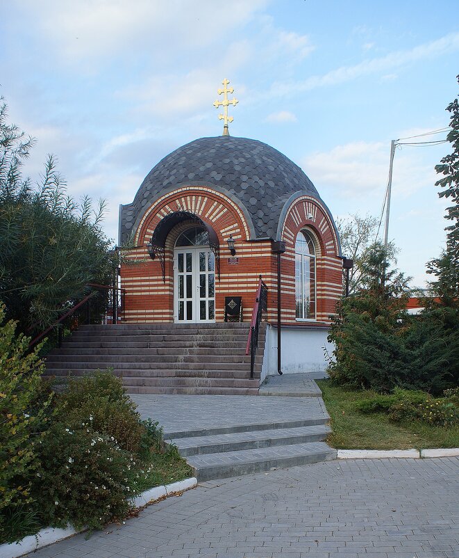 Надкладезная часовня свв. мчч. Адриана и Наталии - Леонид leo