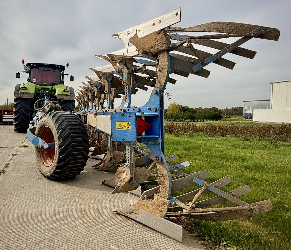 Обработка земли - важнейший труд человека! - Арина Невская