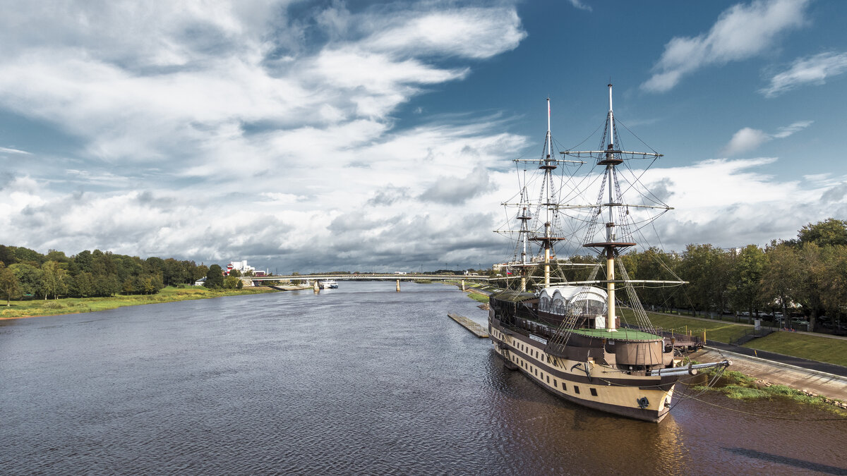 Фрегат "Флагман" - Андрей Неуймин