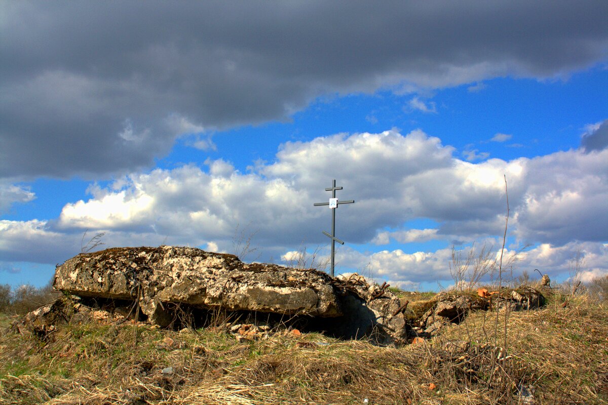 Захоронение у д.Белошкино - Артем Захоронение у д.Белошкино - Артем