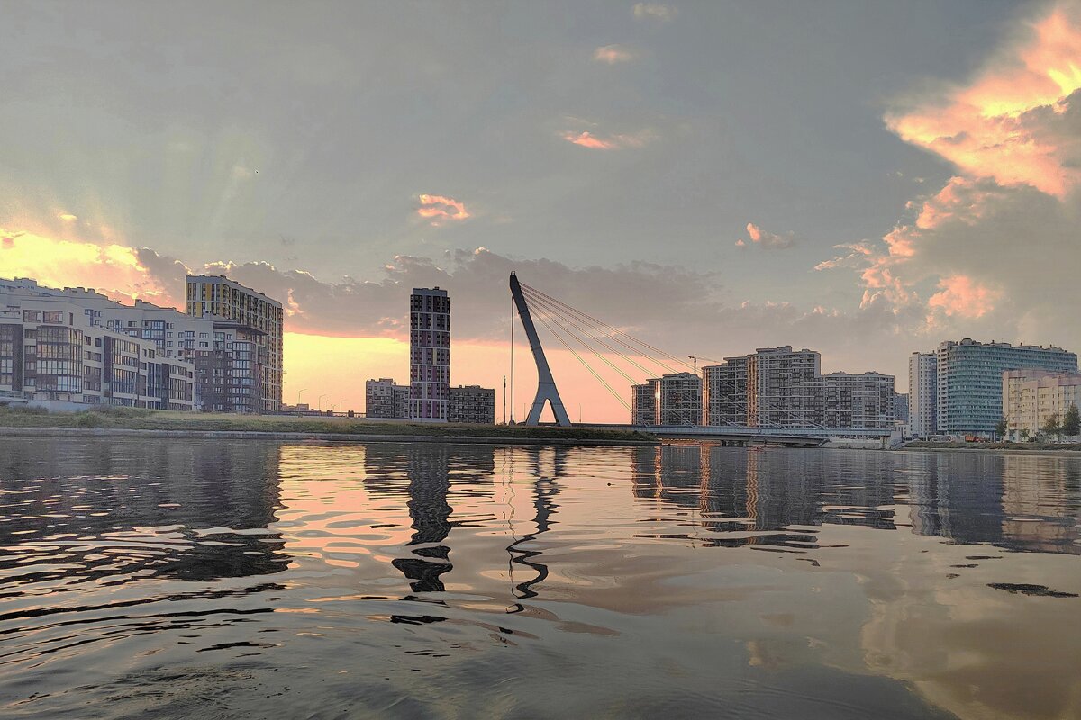 Жемчужная  плаза, район  СПб. 25 июля 2025 г. - Фотогруппа Весна