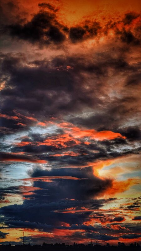 Огненное небо - Нозим Нуриллаев