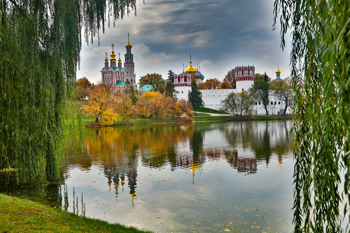 Новодевичий ставропигиальный женский монастырь - k-e-r-g-u-d-u DM