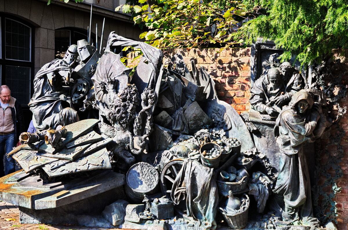 *** - Witalij Löwin