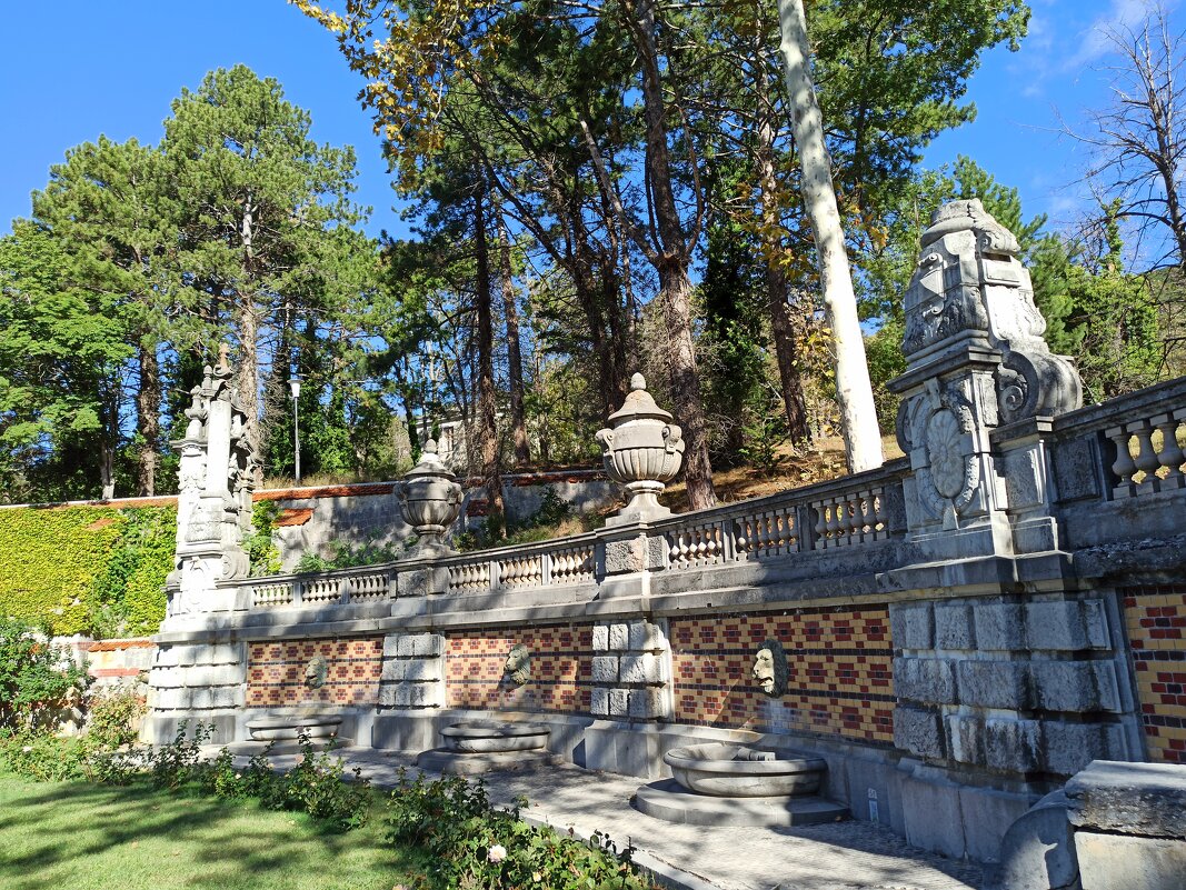 Массандровский парк. Крым. - Галина 