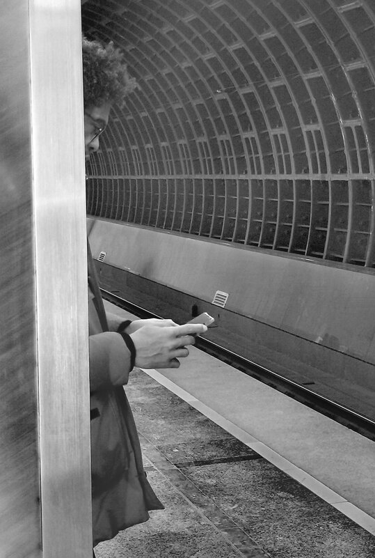 В метро - Любимова Ольга 