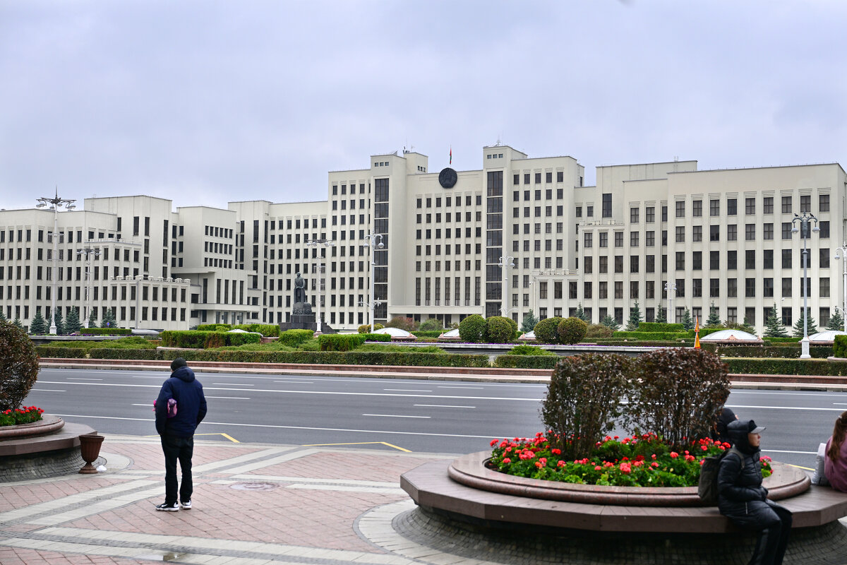 Клетки - Валерий Пославский Клетки - Валерий Пославский