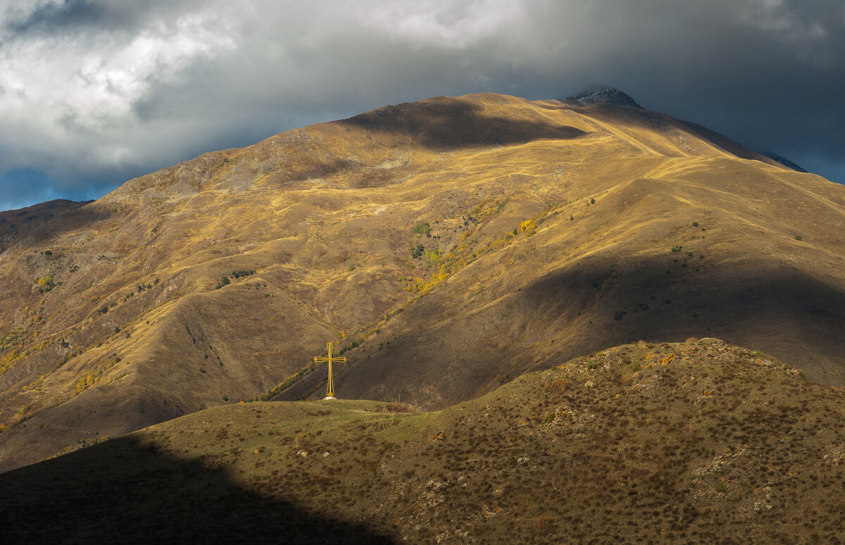 Крест - Батик Табуев