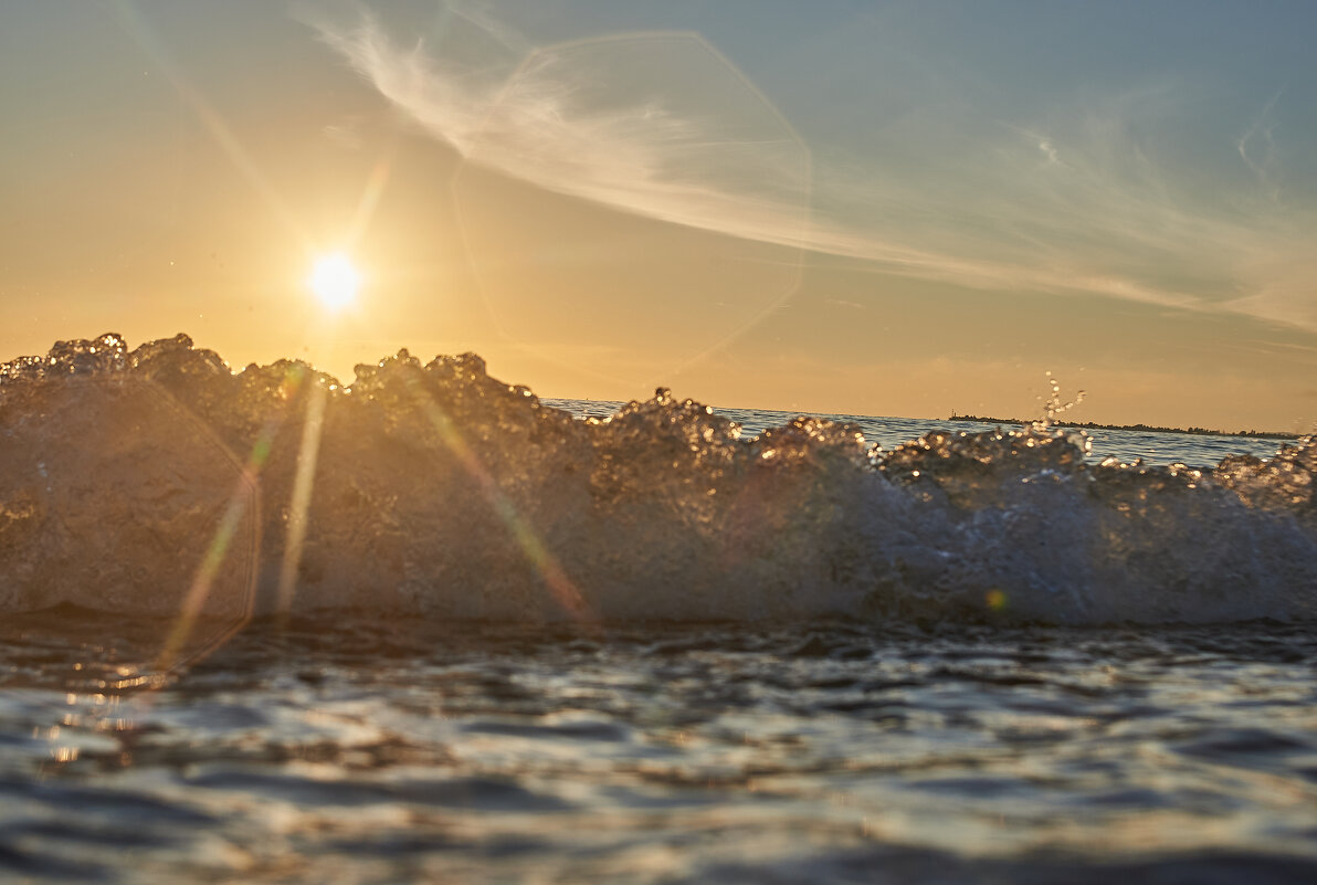 море валнуеться - Александр Леонов