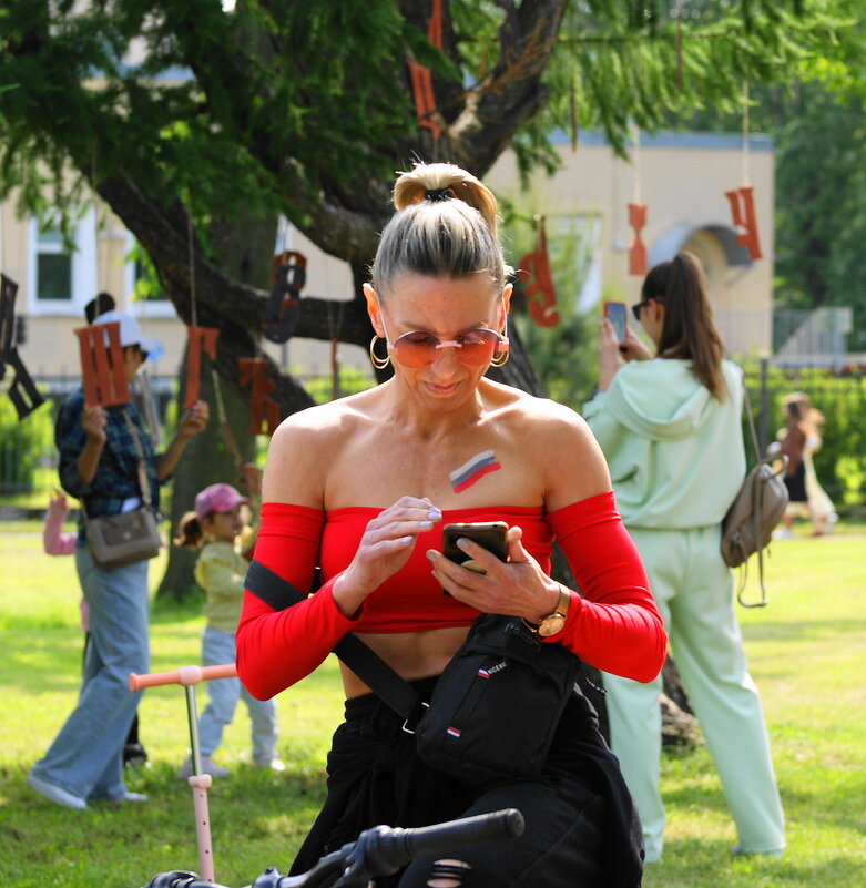 СОЛНЕЧНЫЙ ДЕНЬ - Виктор Никитенко