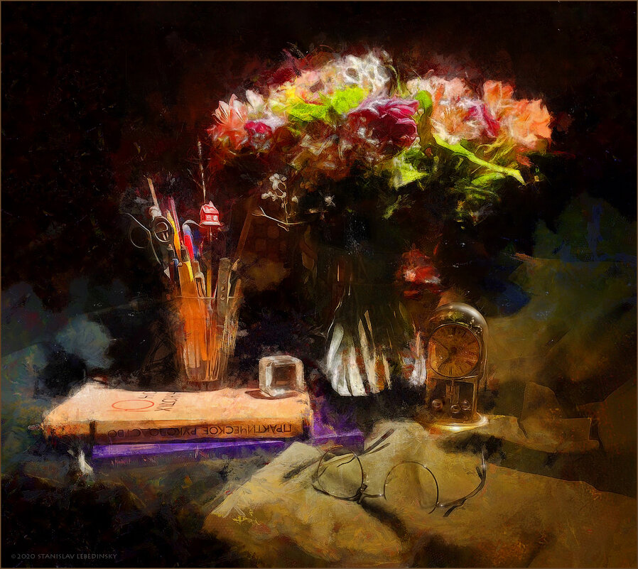 My magic Petersburg_03578_Натюрморт с цветами, книгами и очками - Станислав Лебединский
