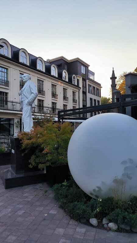 Ильич в Зеленоградске. - Ольга 