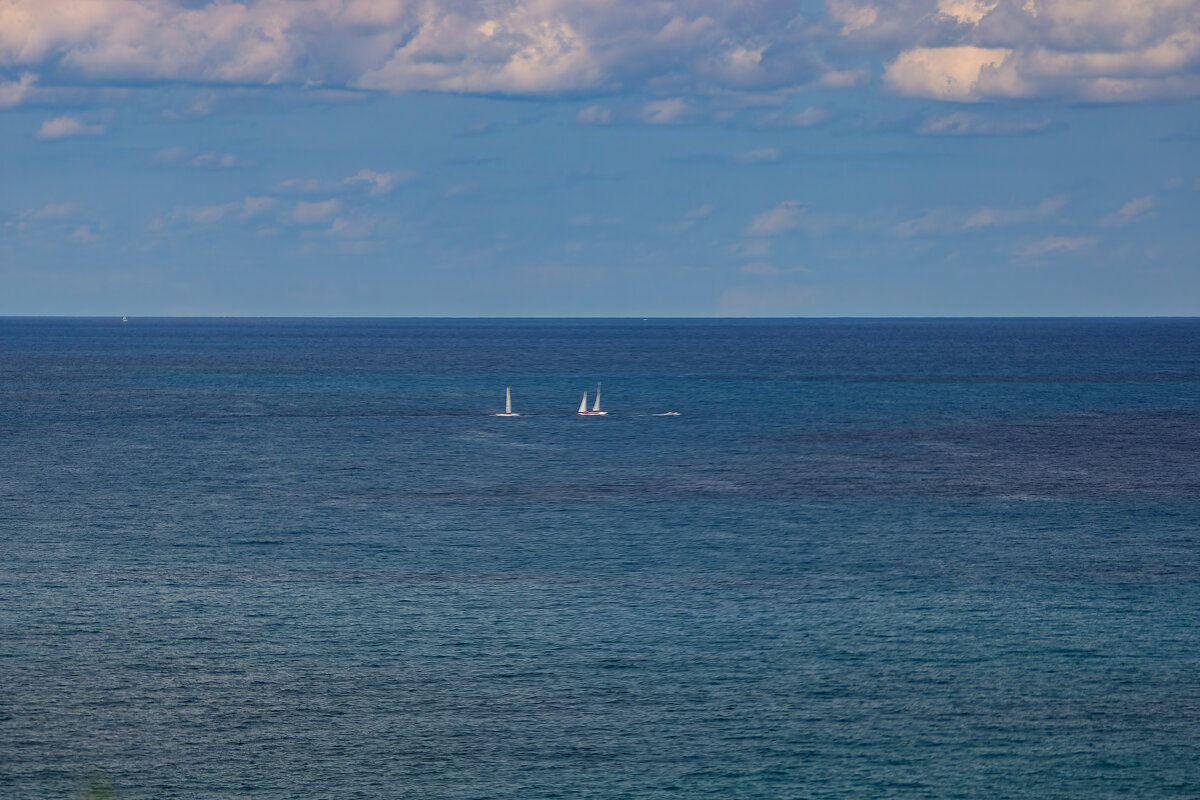 Яхты. - Argaman Табашник