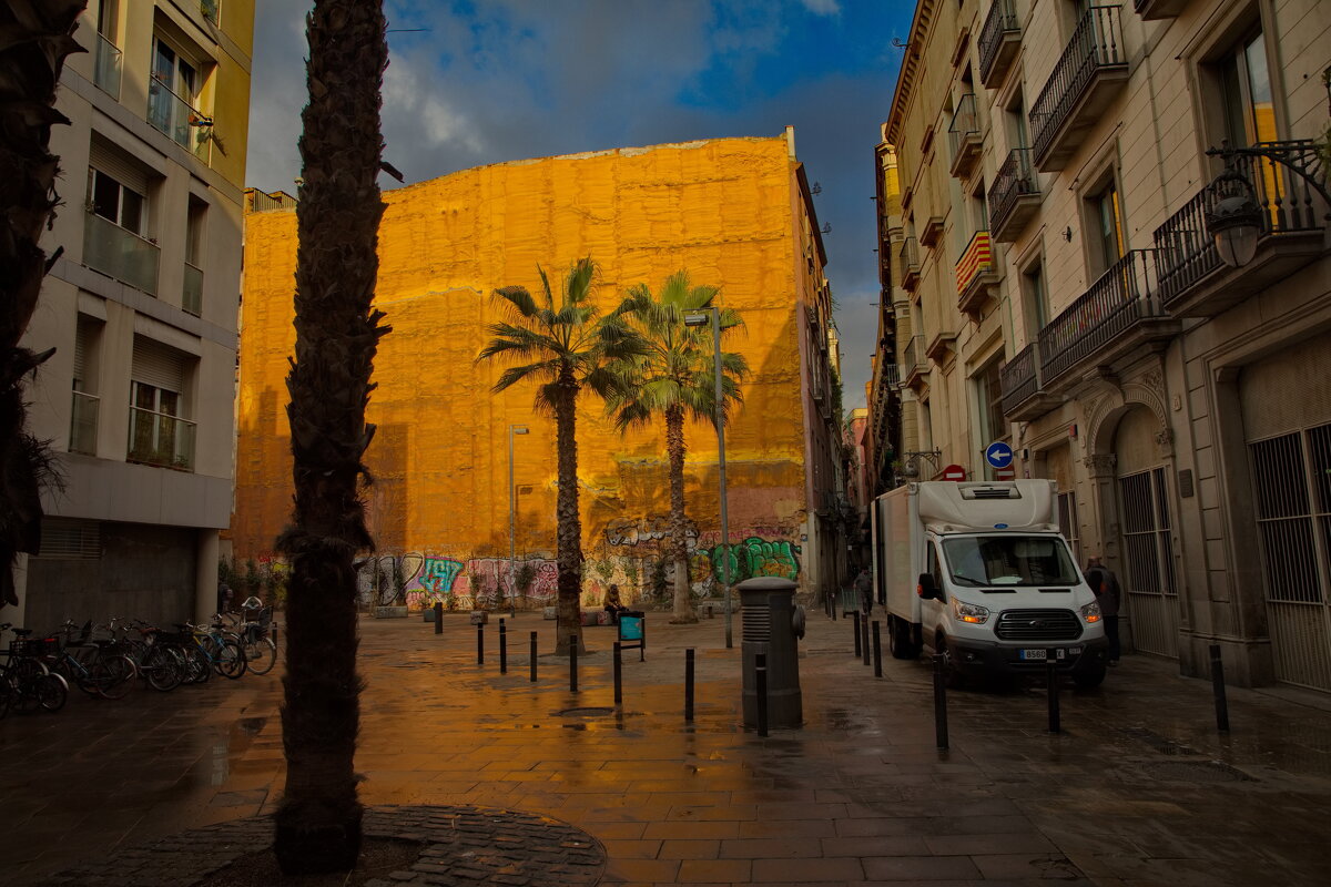 Улицы Барселоны - Lado Улицы Барселоны - Lado