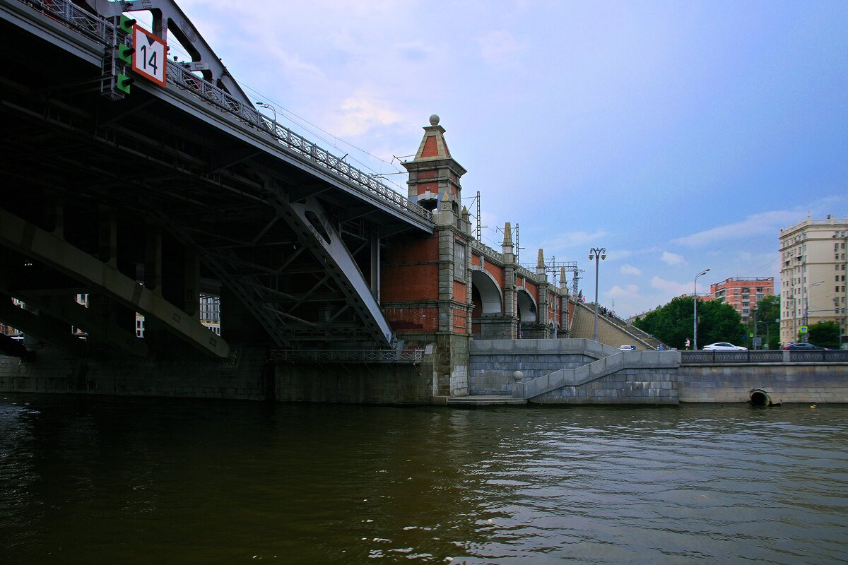 Москва. Вечерняя прогулка по реке - Владимир Мигонькин