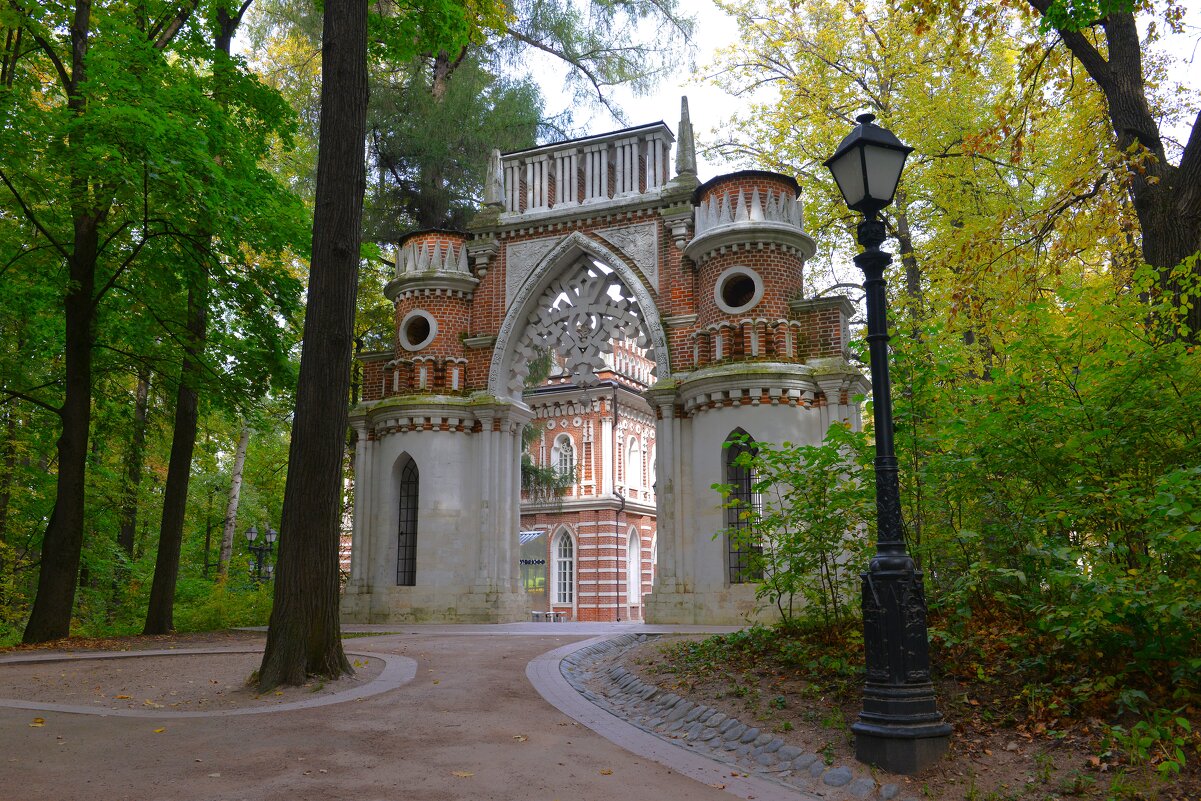 Осень в музее-усадьбе Царицыно - Константин Анисимов Осень в музее-усадьбе Царицыно - Константин Анисимов