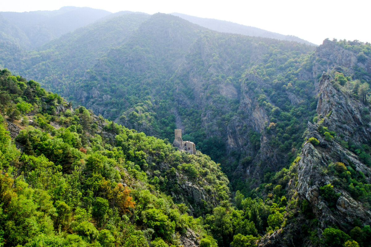 Замок в горах 11-ый век - Георгий А