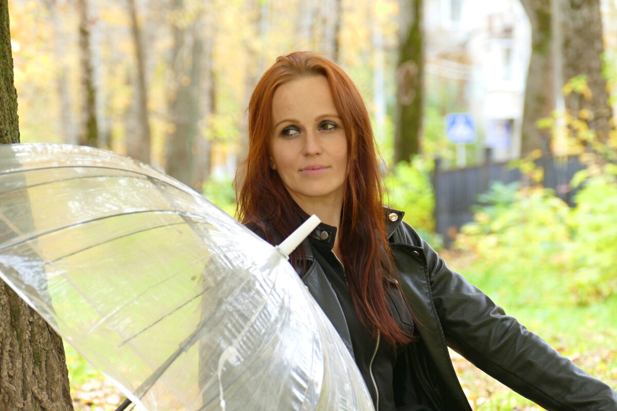 Октябрьский день - Олег 