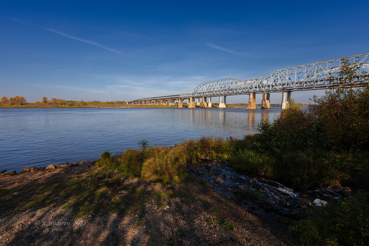 Берег Волги и Борский мост - Александр Синдерёв