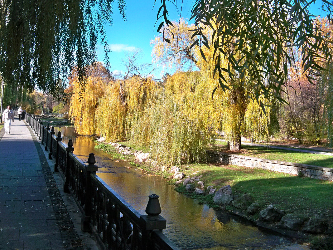 Прогулки по набережной - Валентин Семчишин