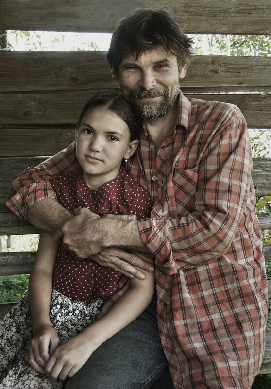 Столяр Коля с дочерью Купавой - СЮ 