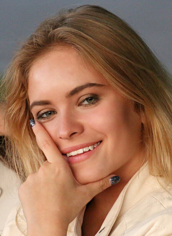 Уличный портрет - Владимир59 