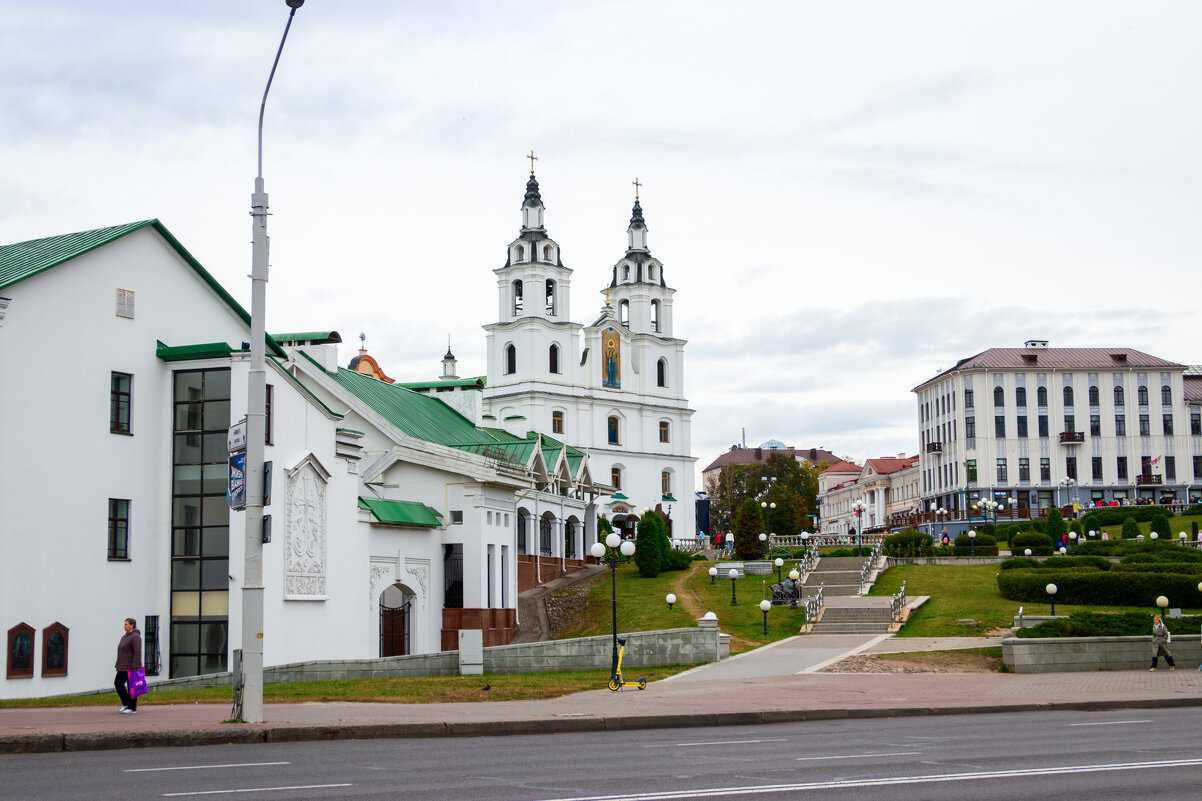 *** - Игорь Чичиль